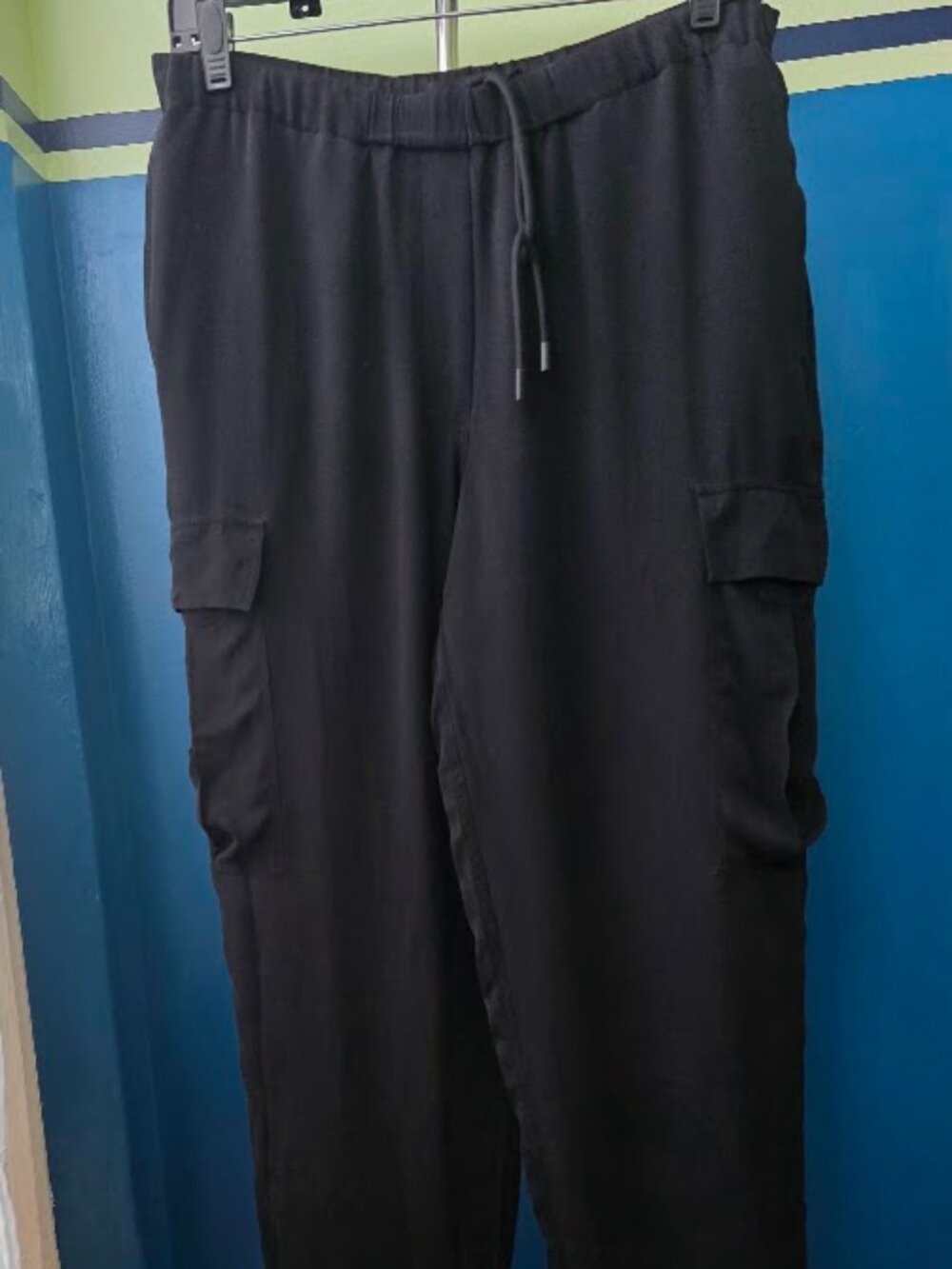 Theory Women’s M Black 100% Silk Cargo Utility Pull-On Pants L0202218